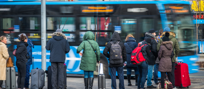 Transport between the airport and the city centre