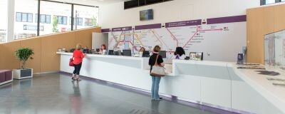 Customer service centres and ticket offices
