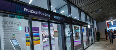 Customer service centres