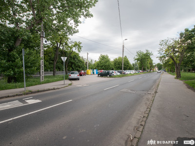 75. Átépítik és bővítik