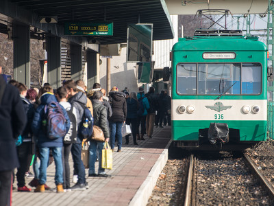 81. Változik a H8-as