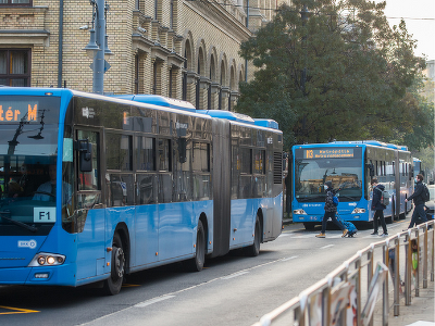 Minden jármű forgalomba állt