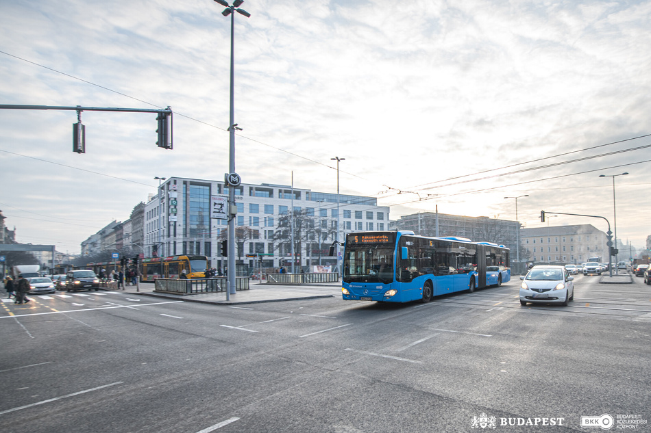 Blaha Lujza tér, buszközlekedés.