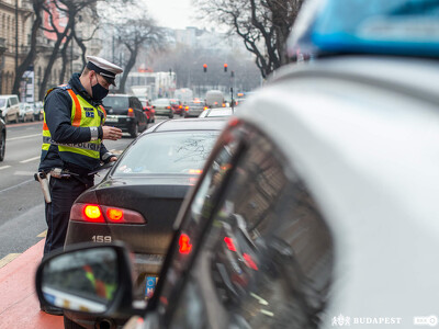 Buszsávellenőrzés
