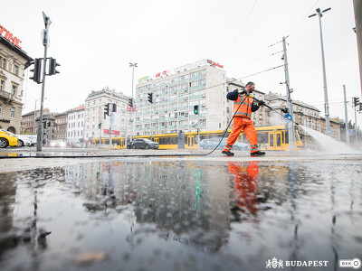 Köztisztasági akció a Corvin-negyedben