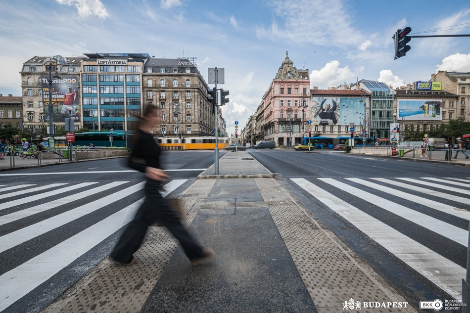 Astoria, új gyalogátkelő