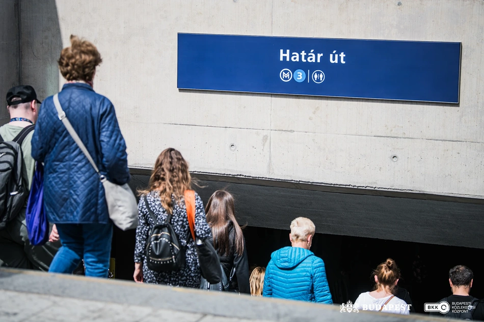 Határ úti gyalogos-aluljáró.