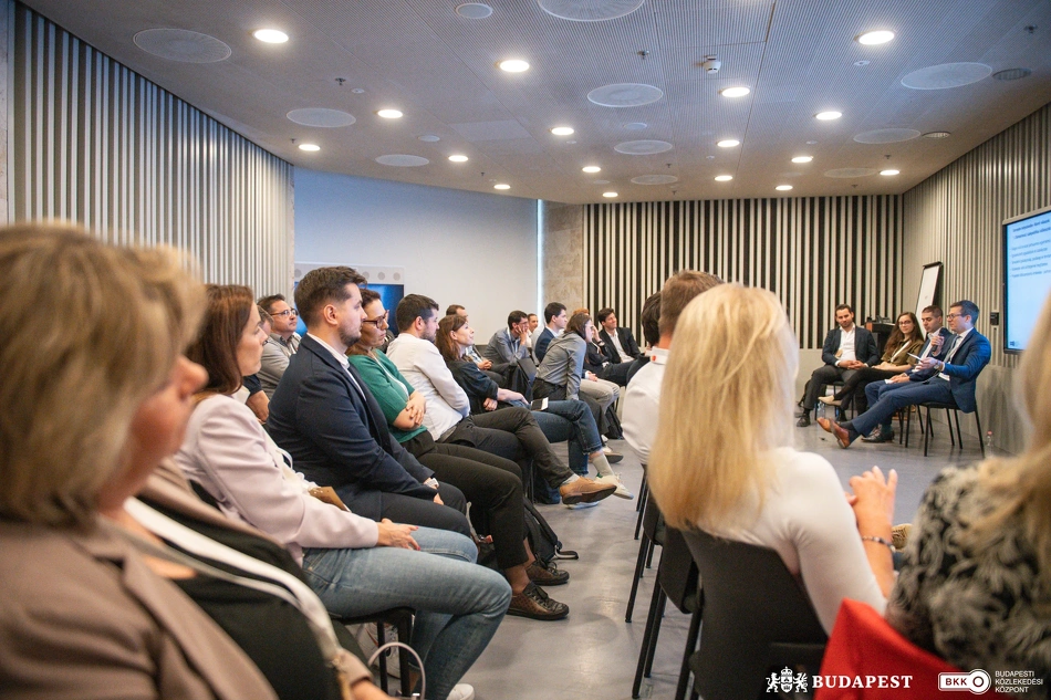 Hallgatóság a Balázs Mór Konferencián