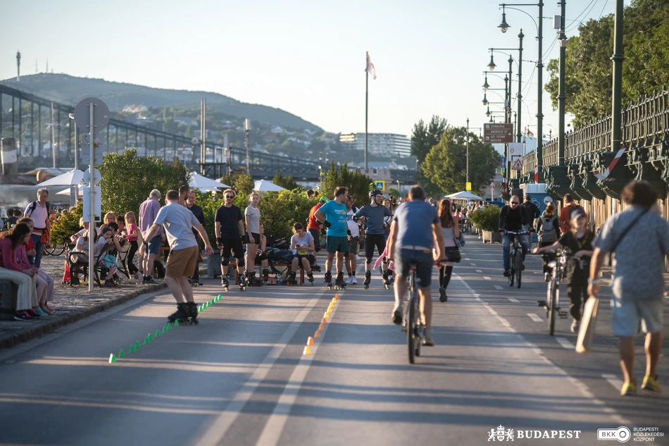 Hétvégi rakpartnyitás