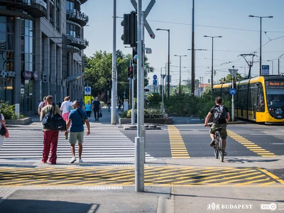 Örs vezér tere, gyalogátkelő (1)