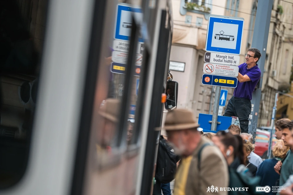 Megújuló utastájékoztatás.