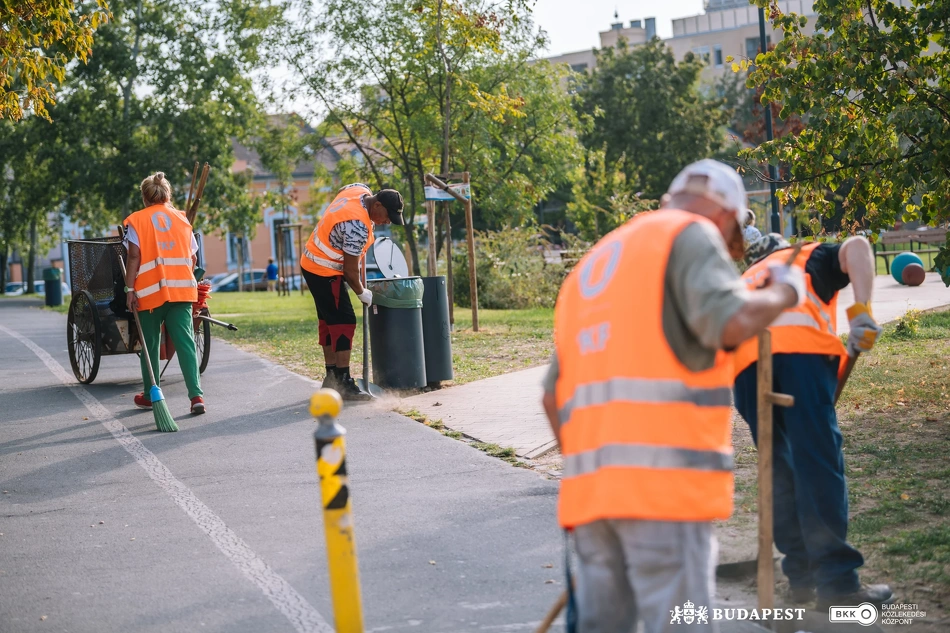 Köztisztasági és közrendvédelmi akció Újpest-városkapunál.