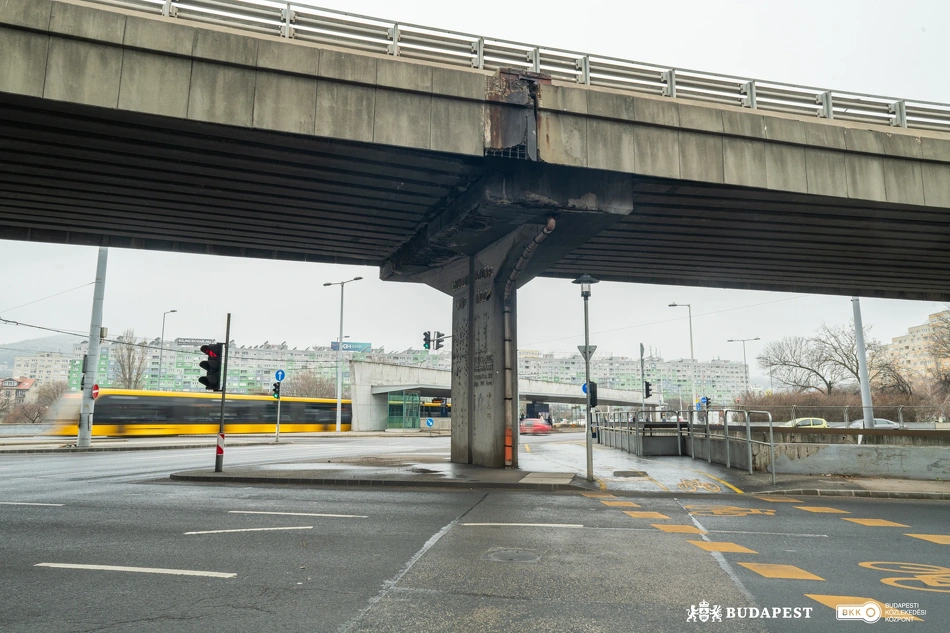 Flórián téri felüljárók.