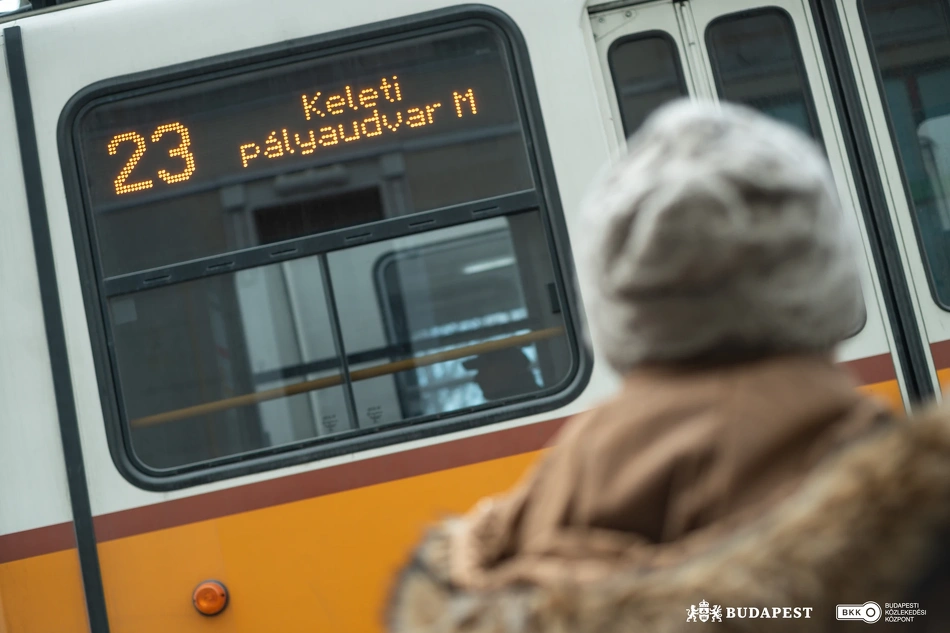 Digitális oldaltábla.