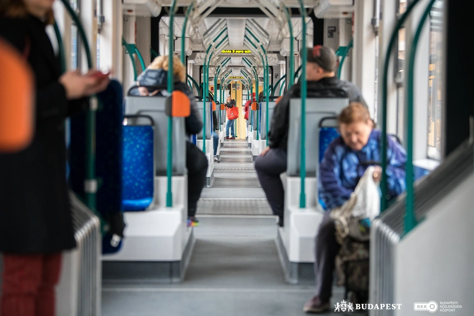 Közös járatellenőrzés.