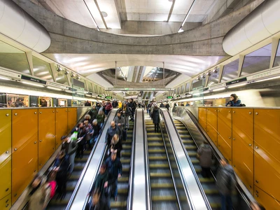 Forgalom egy budapesti metróállomáson
