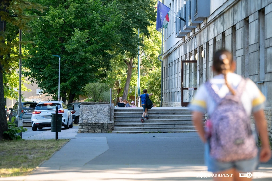 Iskolautca lesz a zuglói Padlizsán utcában