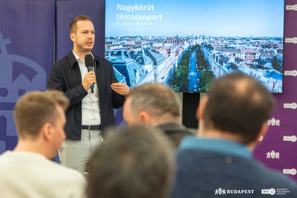 Nagykörút témacsoport a Rákóczi tér vásárcsarnokban.