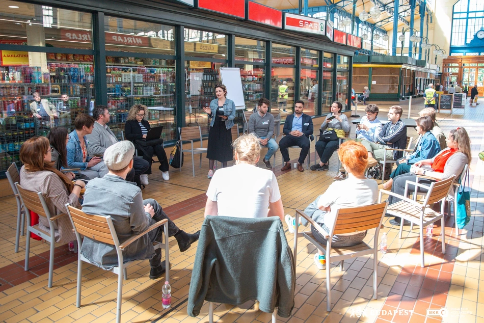 Nagykörút témacsoport a Rákóczi tér vásárcsarnokban.