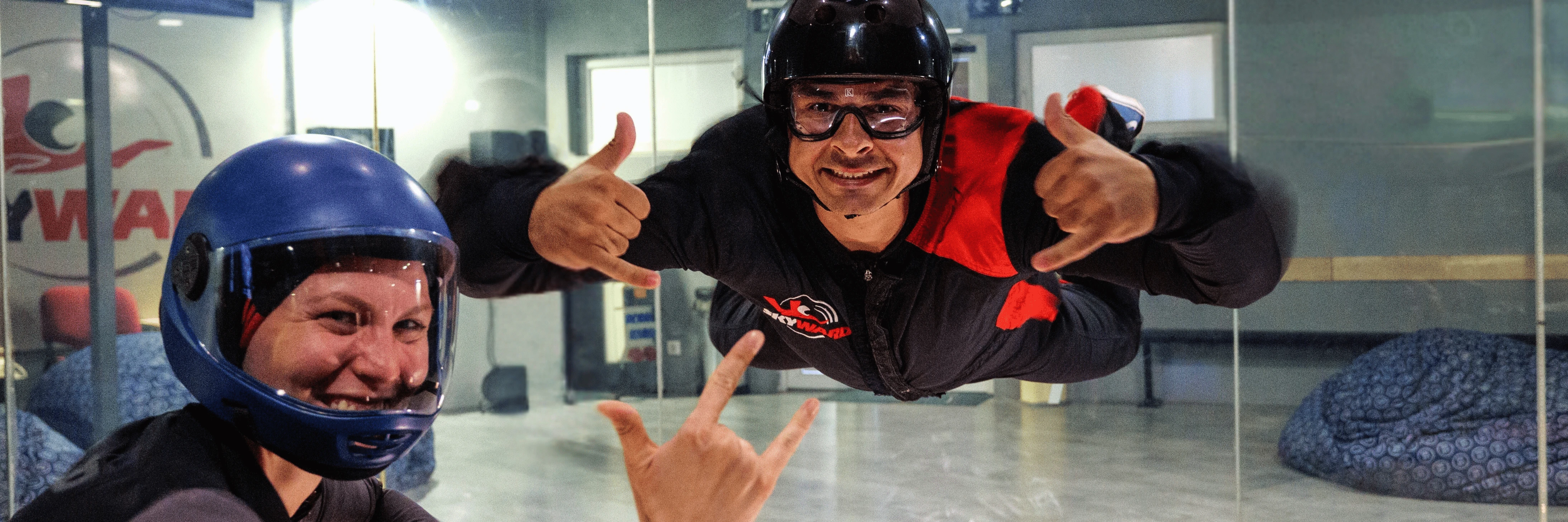 Indoor Skydiving, flying in the wind tunnel