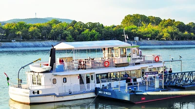 BKV evening Riverboat Service – unforgettable experience with unique panorama from the Danube