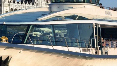 Legenda City Cruises