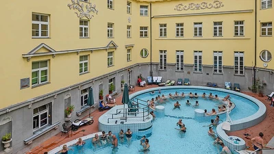 Szent Lukács Gyógyfürdő és Uszoda
