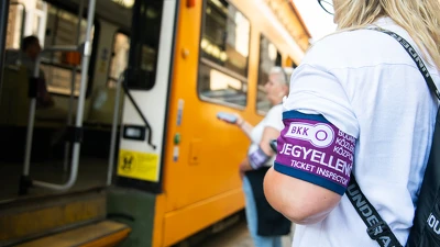 Több mint 47 ezer utast ellenőriztek júniusban a rendőrökkel a BKK-ellenőrök
