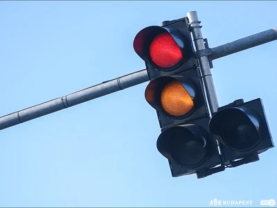 Jelzőlámpa_BKK