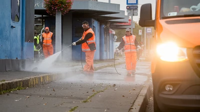 Nagytakarítás és ellenőrzés Kőbánya alsó vasútállomáson – a BKK újabb forgalmas helyszínen lépett akcióba partnereivel a rendért és tisztaságért
