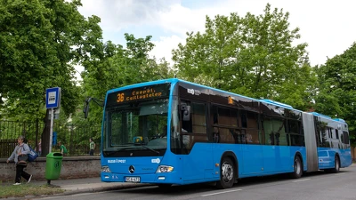 Megszűnik hétfőtől a díjmentes utazási lehetőség a közösségi közlekedés járataival a Gubacsi hídon