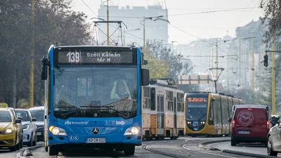 A 139-es vonalán jelentek meg további új, modern dízel autóbuszok