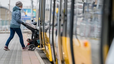 Forgalomba állt a 25. új CAF-villamos Budapesten