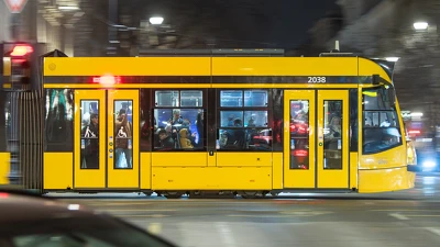 Pótlóbusz jár ma éjszaka a 4-es, 6-os villamos vonalán az Oktogon és a Széll Kálmán tér között