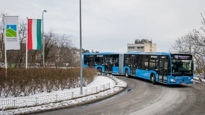 Új, korszerű csuklós autóbuszok több fővárosi vonalon