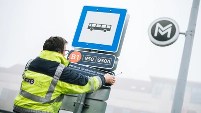 13 fővárosi csomópontban korszerűsítette az utastájékoztatást 2025-ben a BKK