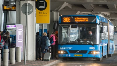 Javulnak az esti átszállási lehetőségek a repülőtéri 200E vonalán
