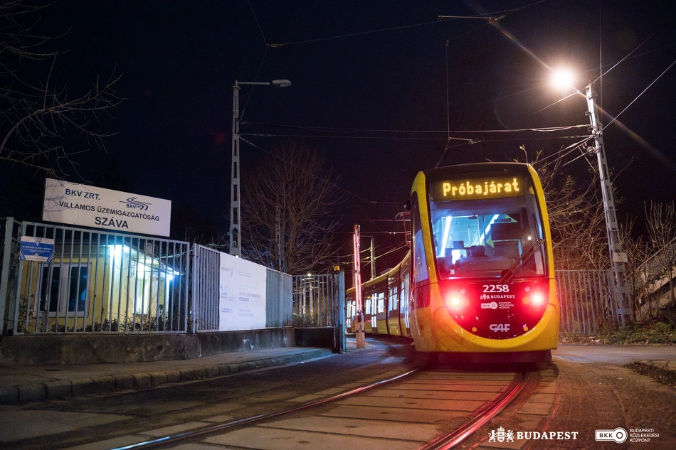 CAF-villamos a Száva kocsiszínben.
