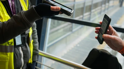 Több tízezer utast ellenőriztek februárban: közös rendőri és BKK-jegyellenőri akciók a budapesti járatokon