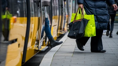 Átalakulnak a 24-es villamos végállomásai – alacsonypadlós CAF-villamosok fogadására készül a vonal