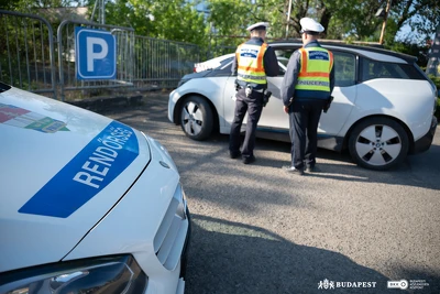 Ennek a képnek nincs leírása.