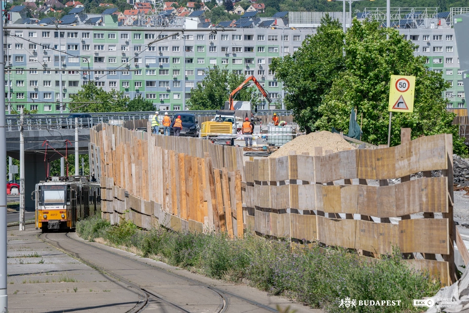 Flórián téri felüljárók.