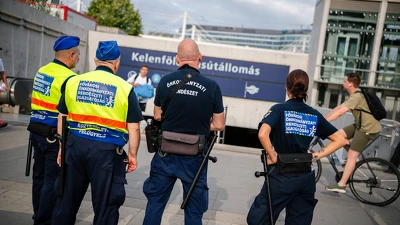 Az Etele téren és Kelenföld vasútállomásnál folytatódott a BKK és partnerei akciója