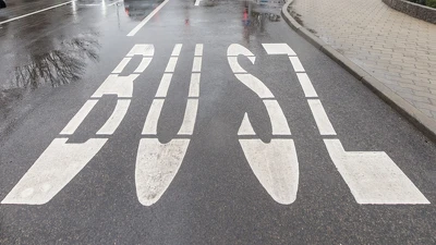 Buszsáv segíti a közösségi közlekedést a Budaörsi úton – gyorsabban haladhatnak a buszok a BAH-csomópont felé augusztus 13-tól