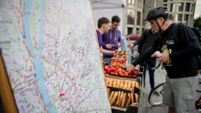 Bringás reggelivel várja a BKK a kerékpározókat szerdán a Városháza Parkban